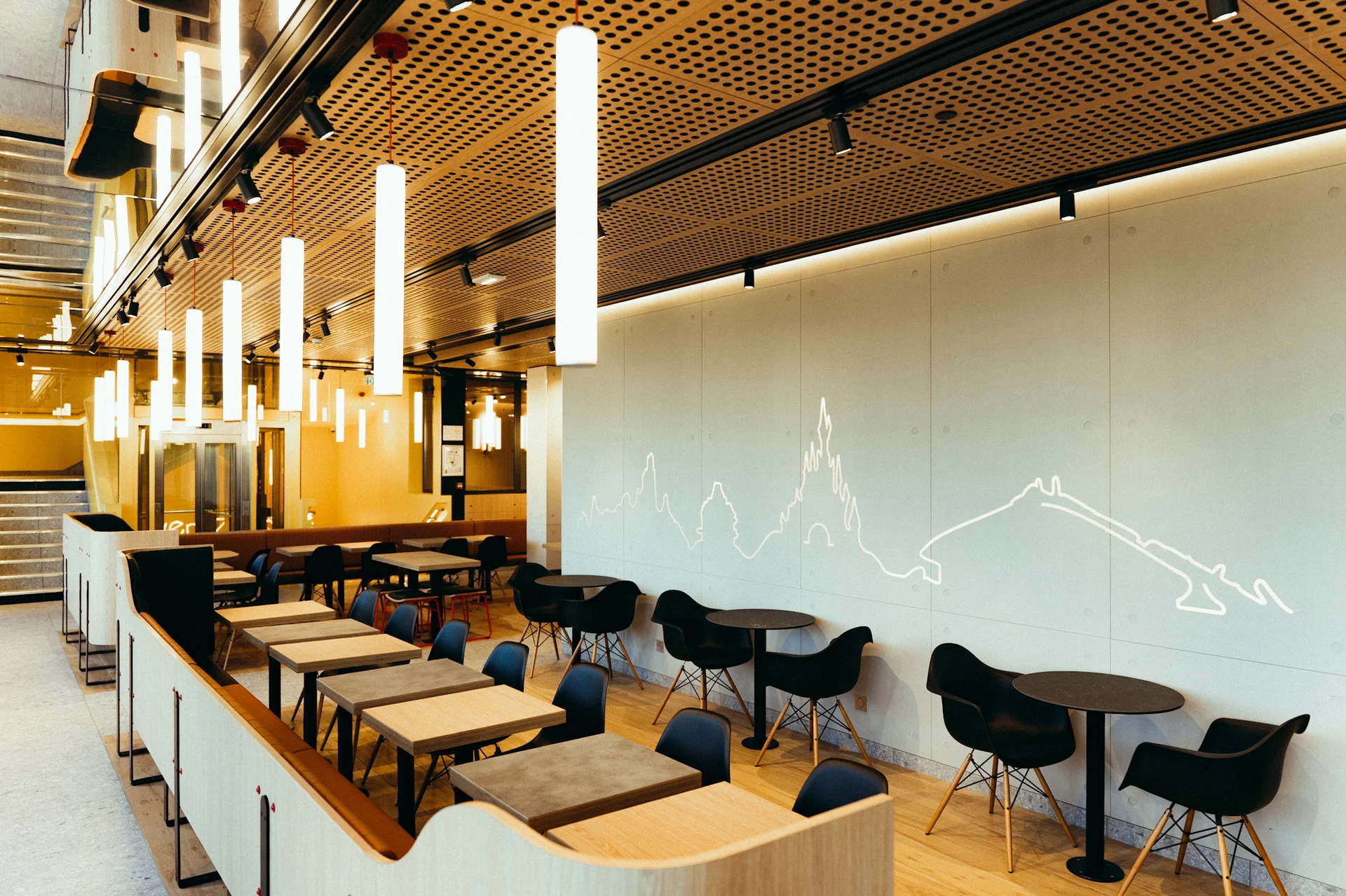 Nouveau McDo Disney Village